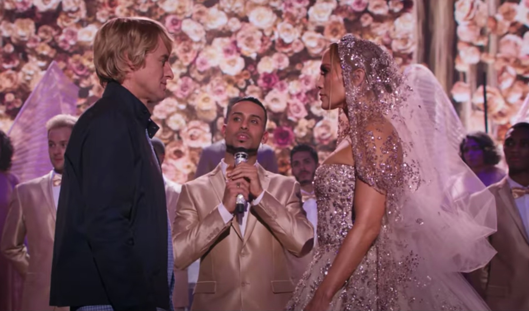 Owen Wilson and Jennifer Lopez in Marry Me